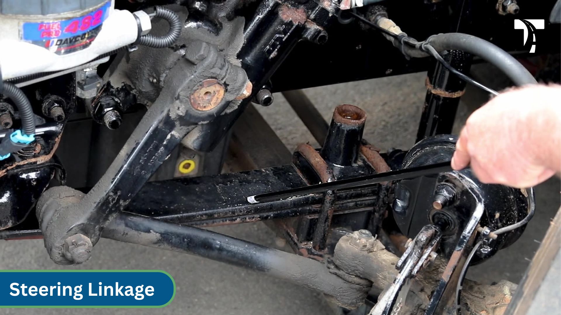 steering linkage of tractor trailer